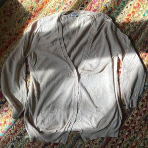Long beige Old Navy cardigan with pockets